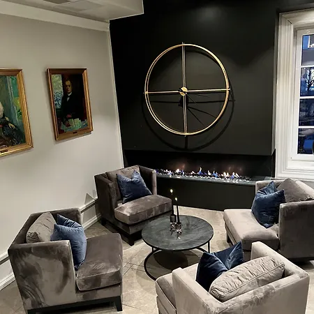 Wilhelmsen House 4*