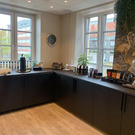 Wilhelmsen House 4*
